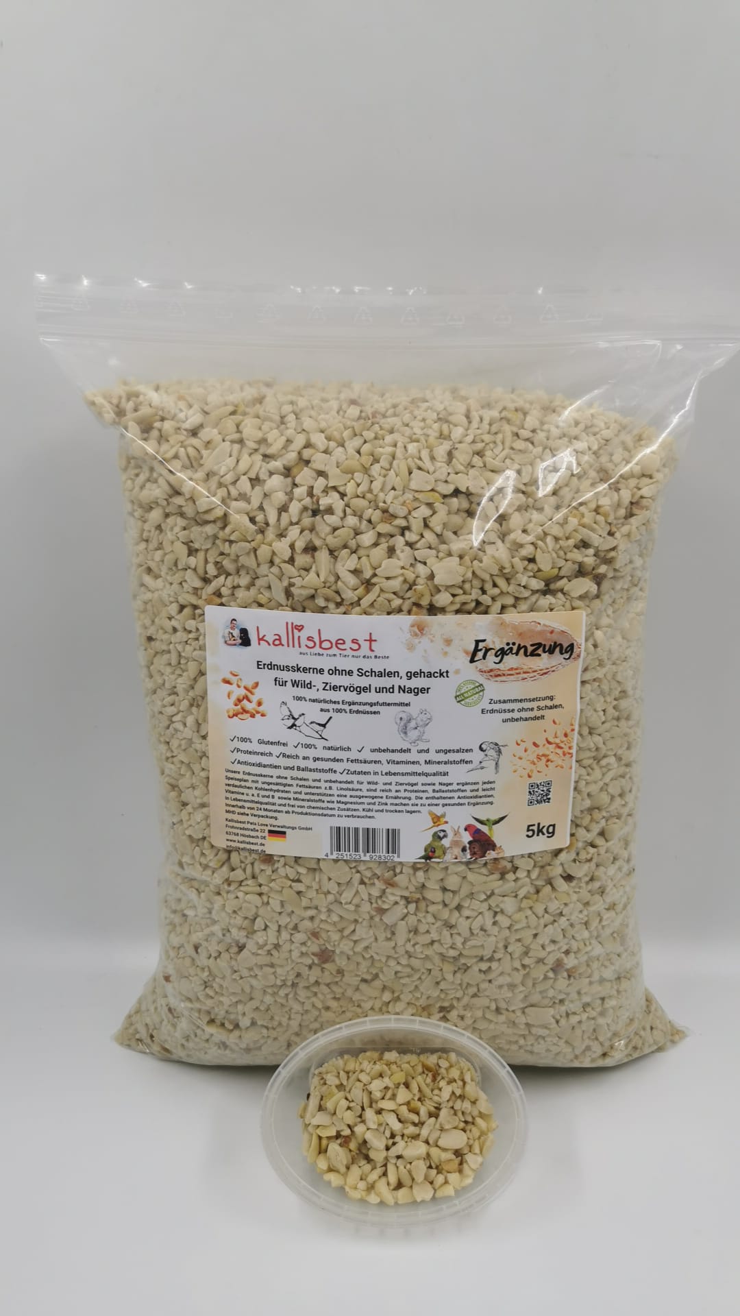 Kallisbest halbe Erdnusskerne ohne Schale, ideal als Ergänzungsfutter für Vögel und Nager in 5 kg Verpackung.