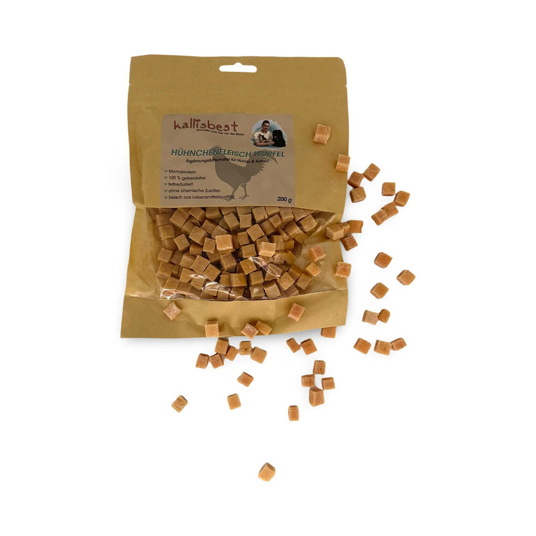 Hühnchenfleischwürfel von Kallisbest, getreidefreies Ergänzungsfutter für Hunde und Katzen in 200g Verpackung.